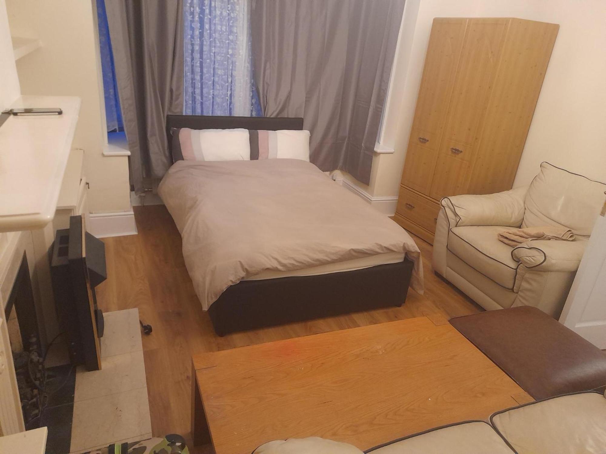 Big Room With Free Parking London Ngoại thất bức ảnh